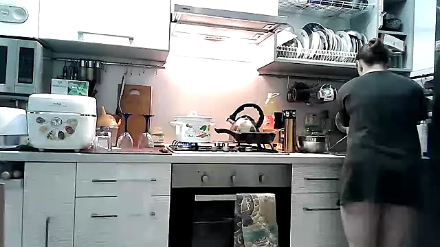 Snapshot of Misssweet_s chatting on 11, 2, 2025 Misssweet s online show from 11, 2, 2025