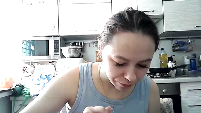 Snapshot of Misssweet_s chatting on 28, 2, 2025 Misssweet s online show from 28, 2, 2025