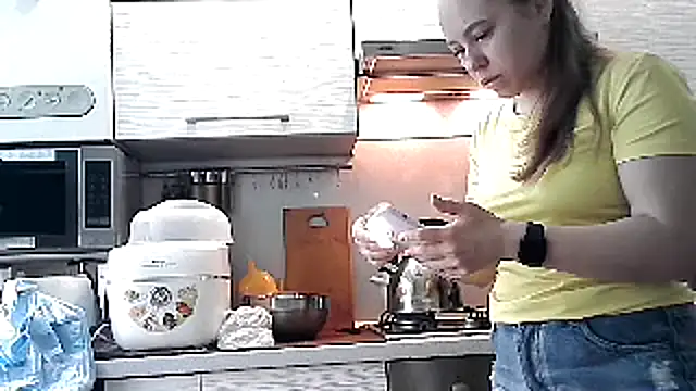 Snapshot of Misssweet_s chatting on 1, 3, 2025 Misssweet s online show from 1, 3, 2025