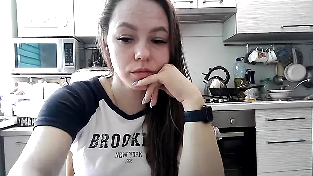 Snapshot of Misssweet_s chatting on 17, 3, 2025 Misssweet s online show from 17, 3, 2025