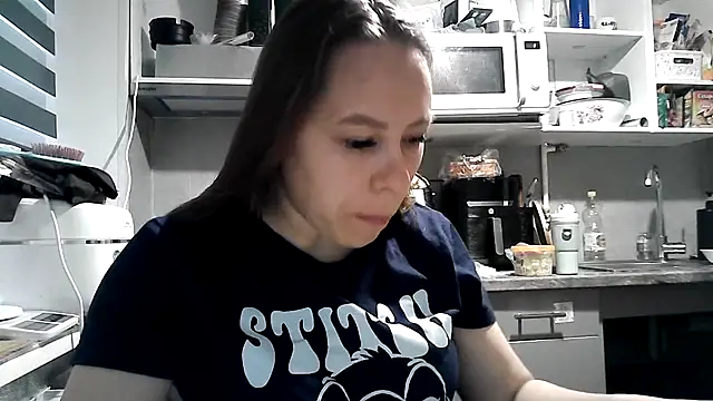 Snapshot of Misssweet_s chatting on 10, 9, 2025 Misssweet s online show from 10, 9, 2025