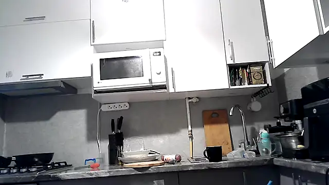 Snapshot of Misssweet_s chatting on 21, 9, 2025 Misssweet s online show from 21, 9, 2025