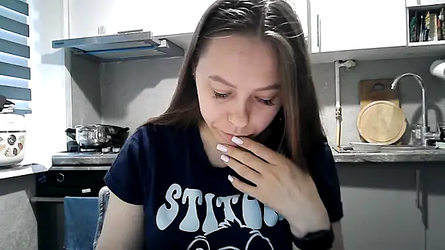 Snapshot of Misssweet_s chatting on 24, 9, 2025 Misssweet s online show from 24, 9, 2025