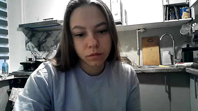 Snapshot of Misssweet_s chatting on 17, 11, 2025 Misssweet s online show from 17, 11, 2025