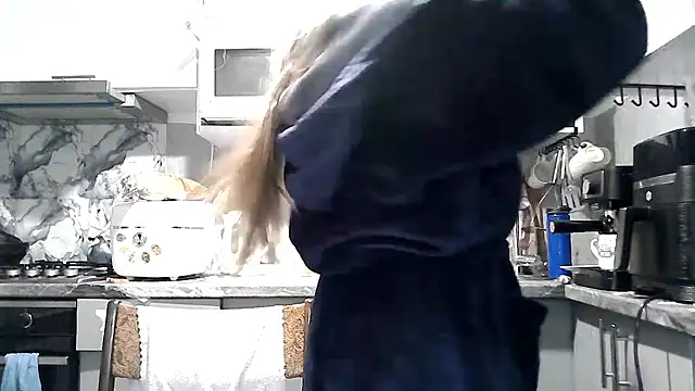 Snapshot of Misssweet_s chatting on 3, 2, 2026 Misssweet s online show from 3, 2, 2026