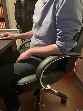 vincent1522 online show from 11, 2, 2025