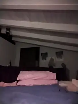 divinaerotica online show from 7, 2, 2026