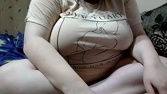 Snapshot of ChubbyCharm chatting on 11, 3, 2025 ChubbyCharm online show from 11, 3, 2025