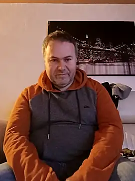 Pourleplasirs online show from 18, 2, 2025