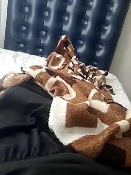 jhonnes  online show from 5, 3, 2025