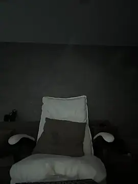 LillySquirtShot online show from 5, 5, 2026