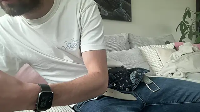 bullyboyy online show from 5, 10, 2025