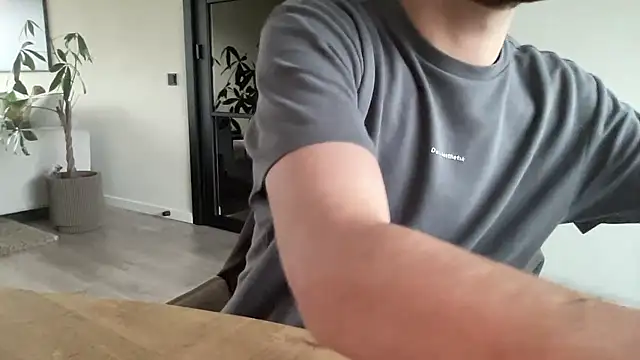 bullyboyy online show from 18, 1, 2026