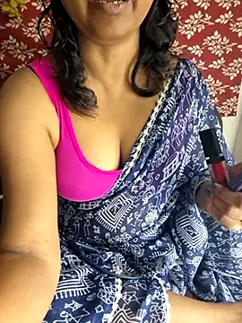 Cute Jiyaa online show from 6, 8, 2026