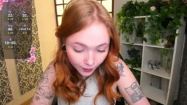 Snapshot of Maya_Light chatting on 15, 2, 2025 Maya Light online show from 15, 2, 2025