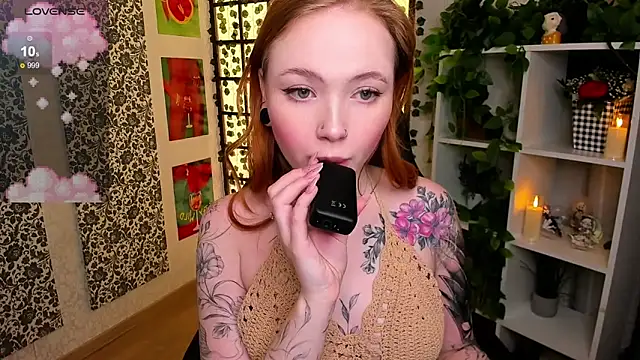 Snapshot of Maya_Light chatting on 7, 3, 2025 Maya Light online show from 7, 3, 2025