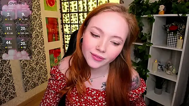 Snapshot of Maya_Light chatting on 7, 3, 2025 Maya Light online show from 7, 3, 2025