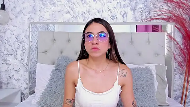 Ariana greenblat online show from 19, 11, 2025