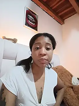 Snapshot of Zaira_Rose_ chatting on 7, 7, 2026 Zaira Rose online show from 7, 7, 2026