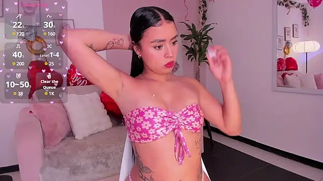 Snapshot of meli_ortiz_ chatting on 15, 2, 2025 meli ortiz  online show from 15, 2, 2025