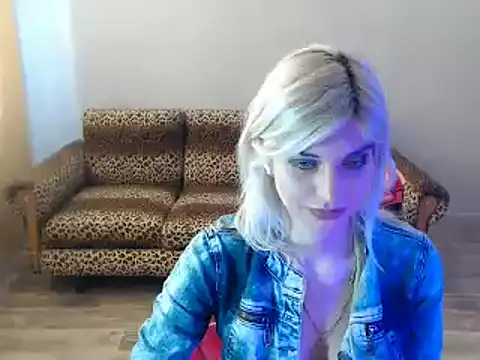 SexyBeatriice online show from 28, 2, 2025