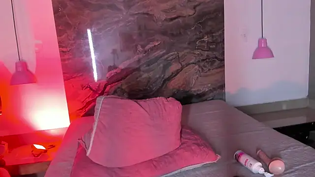 Estefy gomez09 online show from 26, 2, 2025