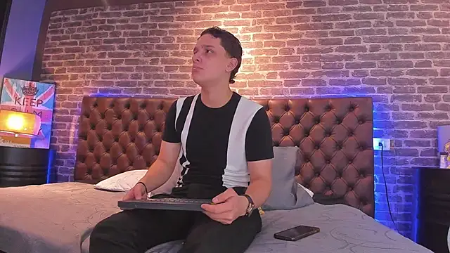 Snapshot of Thomas_May4rs chatting on 14, 2, 2025 Thomas May4rs online show from 14, 2, 2025