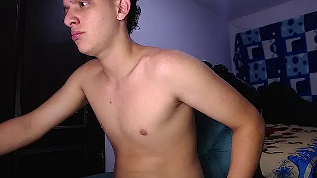 Snapshot of Thomas_May4rs chatting on 1, 11, 2025 Thomas May4rs online show from 1, 11, 2025