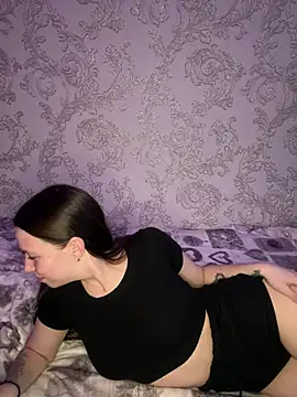 Snapshot of Arielle_Swan chatting on 27, 2, 2025 Arielle Swan online show from 27, 2, 2025