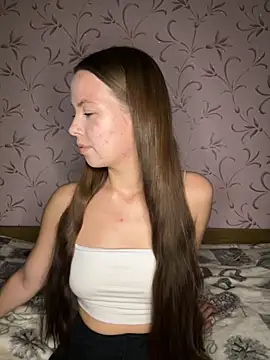 Snapshot of Arielle_Swan chatting on 25, 10, 2025 Arielle Swan online show from 25, 10, 2025