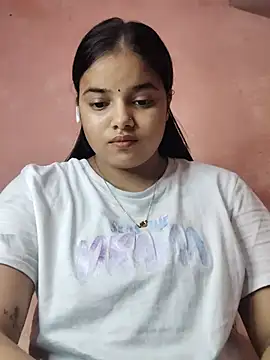 Snapshot of RAYI_123 chatting on 7, 8, 2026 RAYI 123 online show from 7, 8, 2026