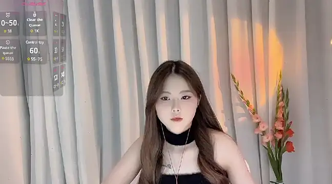 Snapshot of SylviaLing2007 chatting on 14, 2, 2025 SylviaLing2007 online show from 14, 2, 2025