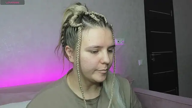 Snapshot of Jenny_Jimmy chatting on 20, 10, 2025 Jenny Jimmy online show from 20, 10, 2025