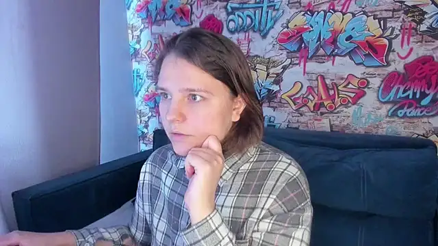 Jenny Jimmy online show from 14, 4, 2026