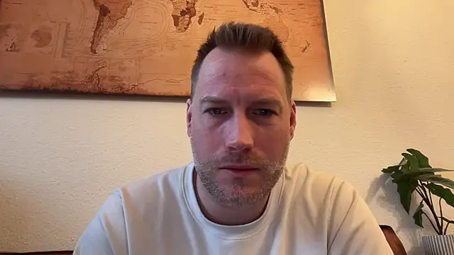 Snapshot of Christian87xxx chatting on 4, 2, 2026 Christian87xxx online show from 4, 2, 2026