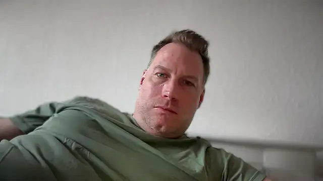 Snapshot of Christian87xxx chatting on 23, 3, 2026 Christian87xxx online show from 23, 3, 2026