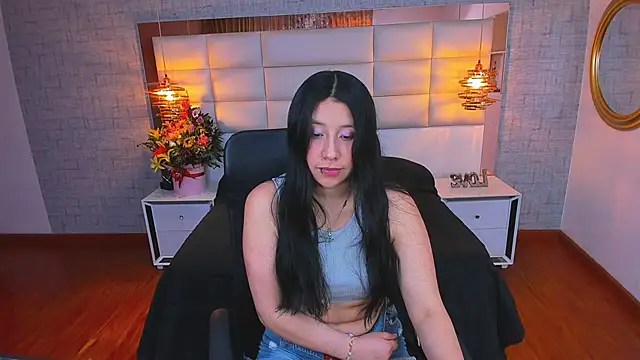 Nohemi louse online show from 22, 3, 2026