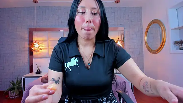 Nohemi louse online show from 16, 7, 2026