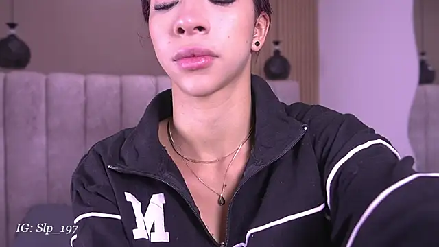 Snapshot of sara_lopee1 chatting on 1, 8, 2026 sara lopee1 online show from 1, 8, 2026