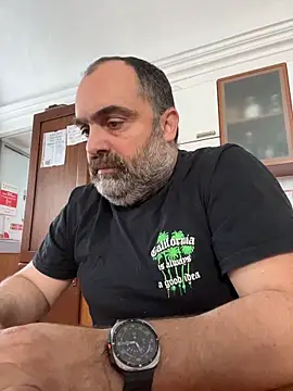 fuocovivo4 online show from 3, 5, 2026