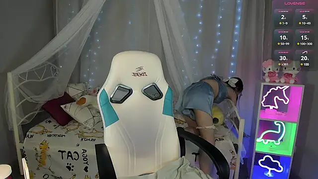 kaisajenner online show from 7, 2, 2025