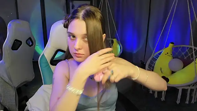 kaisajenner online show from 9, 3, 2026