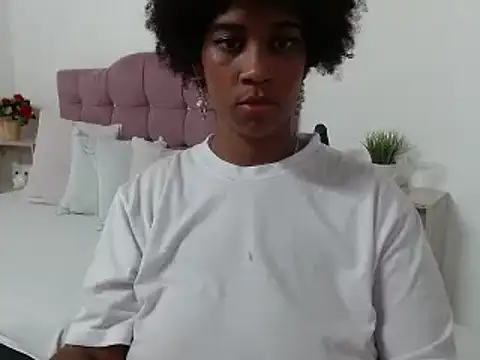 CanelaFierce online show from 8, 3, 2025