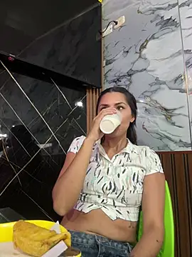 Sofiadelacruz online show from 8, 7, 2026