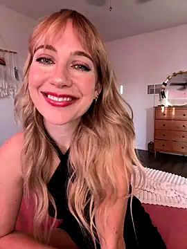 Snapshot of rileylovesyou chatting on 14, 9, 2025 rileylovesyou online show from 14, 9, 2025