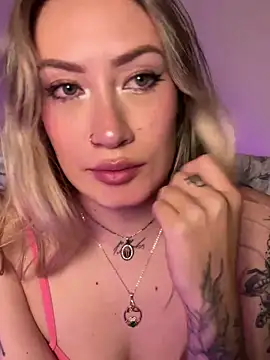 Lally Valencia   online show from 20, 3, 2025