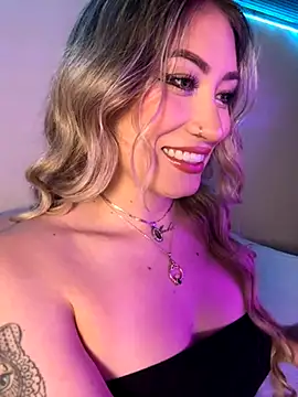 Lally Valencia   online show from 3, 10, 2025