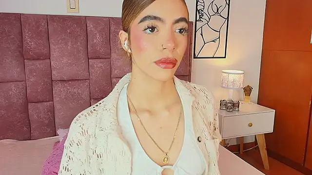 Violetta Ficher online show from 13, 7, 2026