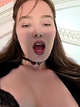 GoddessYanaMironova online show from 25, 4, 2026