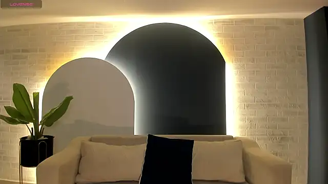 BeccaBaxter online show from 7, 7, 2026